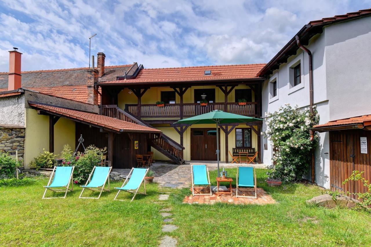 Na Letnim Byte Kouřim Exterior foto