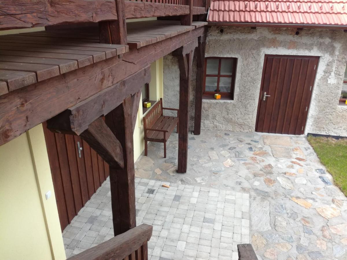 Na Letnim Byte Kouřim Exterior foto